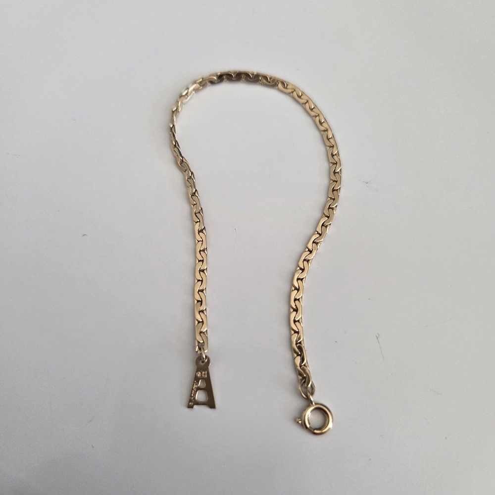Vintage Amway Gold Tone C-link Chain Bracelet - Picture 8 of 9